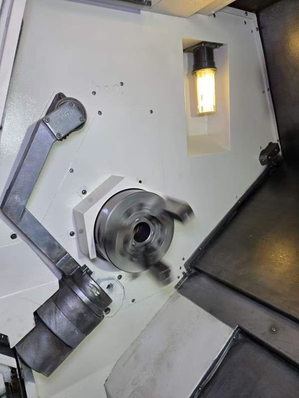 马扎克QTN200/1000车铣复合八寸中通卡盘12工位刀架带.