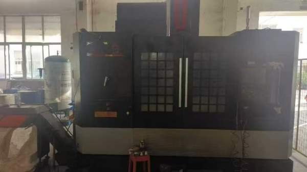 创胜特尔1370BT50主轴，带刀库带链排，在位出售，买机.