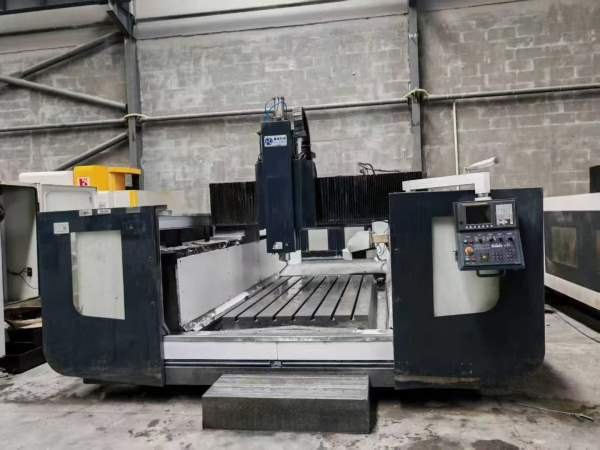 没几台了，十几万一台，3015小龙门，发那科MF系统