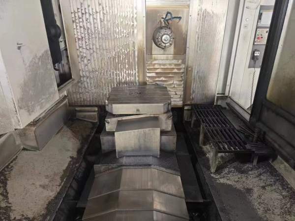 刚刚拿下一台常州玖璋龙腾产800单工位卧加、三轴行程.