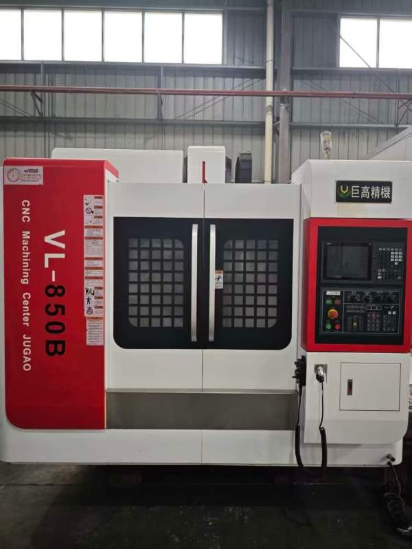 同款两台巨高850加工中心，三线滚柱，主轴直联12000，.