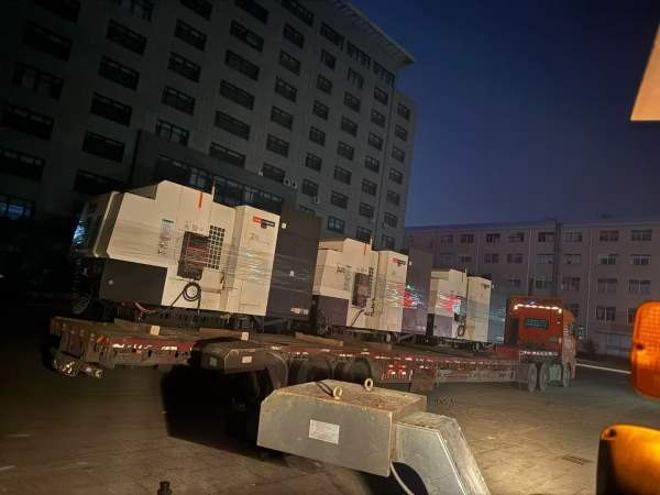 买下几十台日本马扎克加工中心和卧加、国企机器全部非.