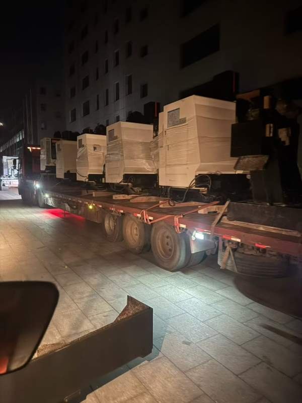 买下几十台日本马扎克加工中心和卧加、国企机器全部非.