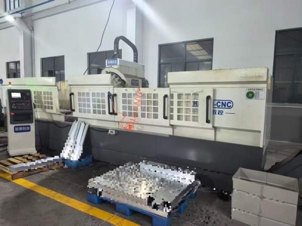 2021年哈驰4500型材机，三菱M80系统，带龙头排削机，1.