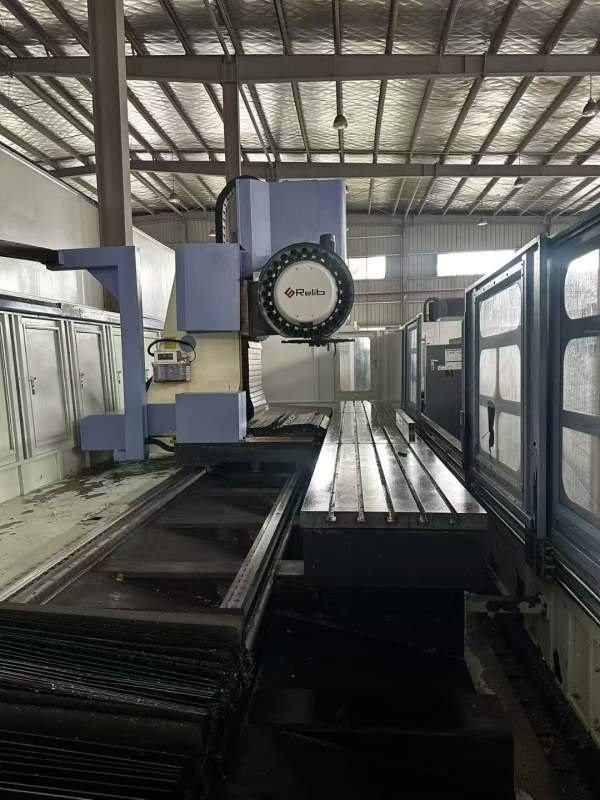 罗威斯4500型材机，2022年出厂，BT40主轴直连12000转.