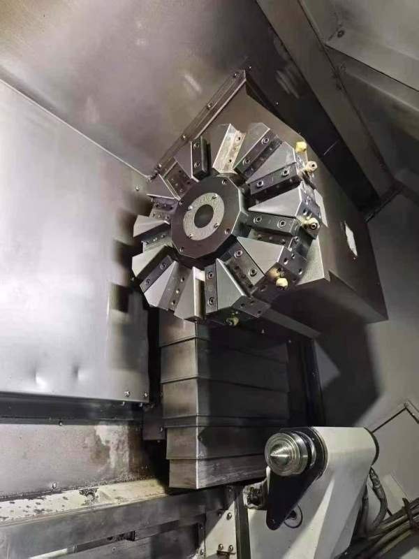 刚刚买下美国哈挺65U高精密数控车床一台、加工直径411.