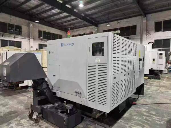 刚刚买下美国哈挺65U高精密数控车床一台、加工直径411.