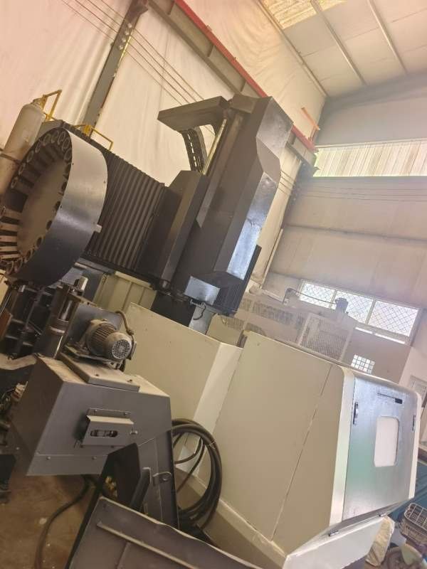 友佳龙门FV-1712，工作台尺寸:1600x1050mm三轴行程:17.