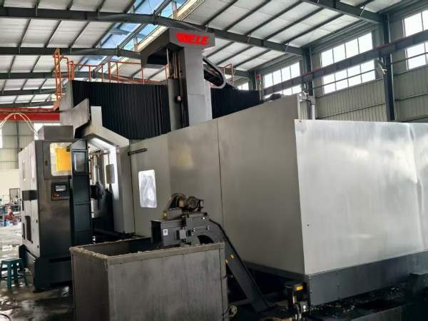 在位出售台湾威立4米数控五面体龙门加工中心型号： LB.