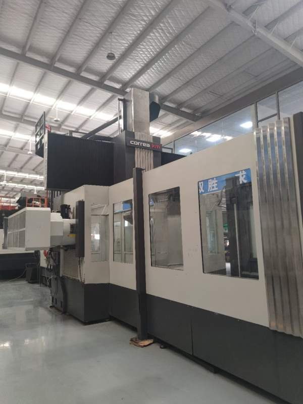 西班牙尼古拉斯40/40五面龙门加工中心，西门子828D系.