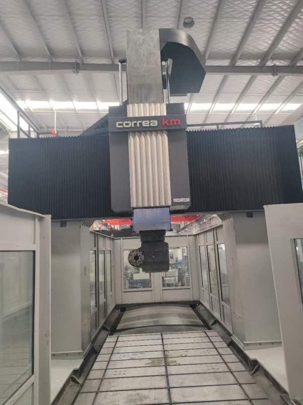 西班牙尼古拉斯40/40五面龙门加工中心，西门子828D系.