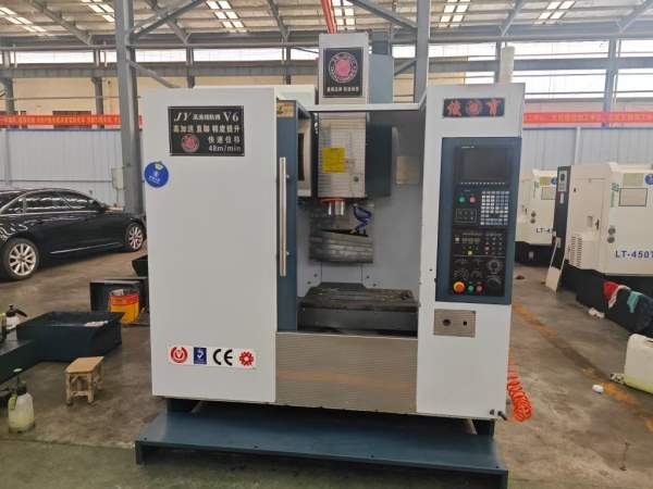 同款两台台湾俊育2013年产V6高速机，三菱M70系统，使.