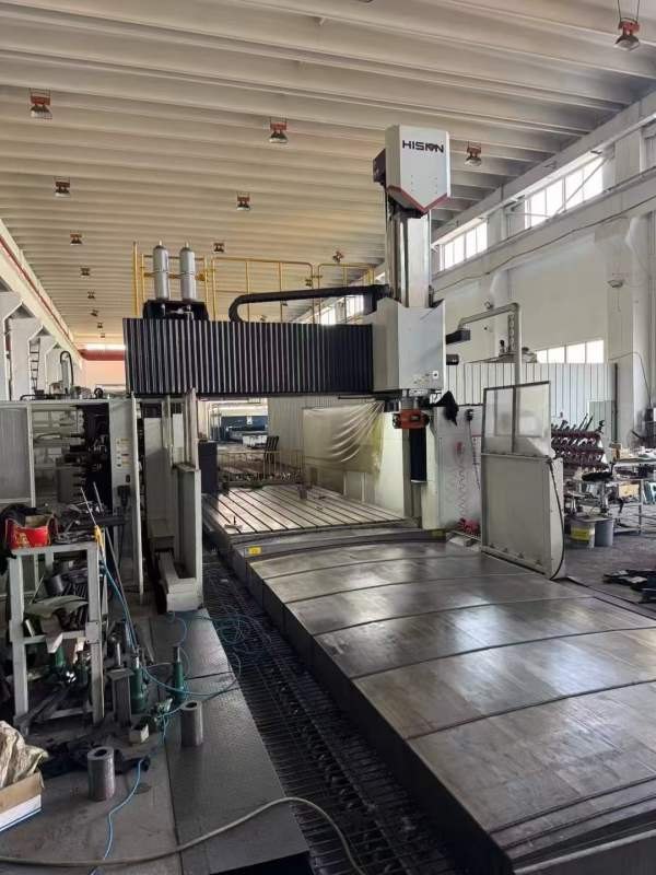 山东工厂刚刚拿下：顶配海天GRU32X5、工作台2.5X5000.