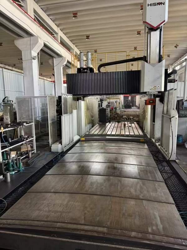 山东工厂刚刚拿下：顶配海天GRU32X5、工作台2.5X5000.