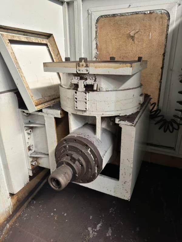 2号，14年新瑞3米龙门，工作台2米3米，门宽2.8米，门.