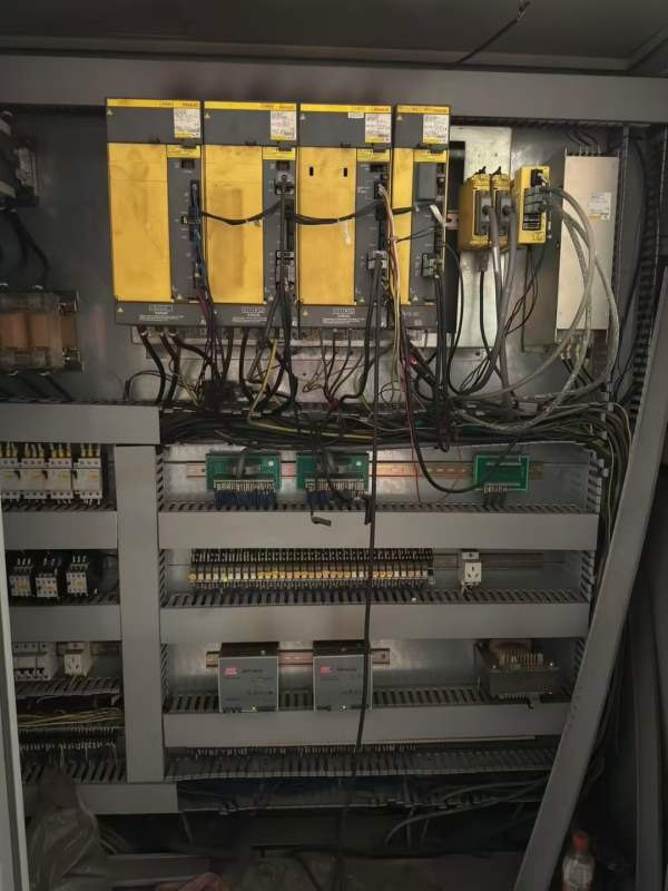 2号，14年新瑞3米龙门，工作台2米3米，门宽2.8米，门.