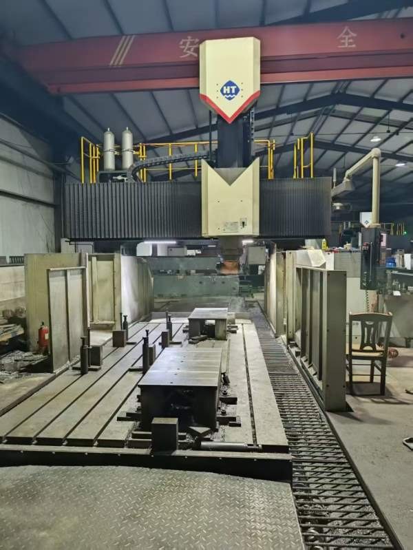 刚刚买下2019年重型海天GRUII2840龙门一台4028，发那.