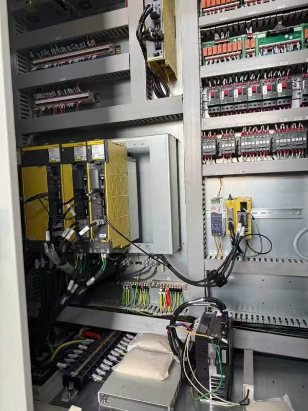 山东工厂刚刚拿下、顶配海天5米、工作台2.5X5米行程3..