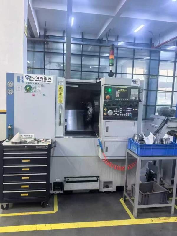 哈挺GS200 PLus数控车床同款三台主轴通孔直径:62mm 主.