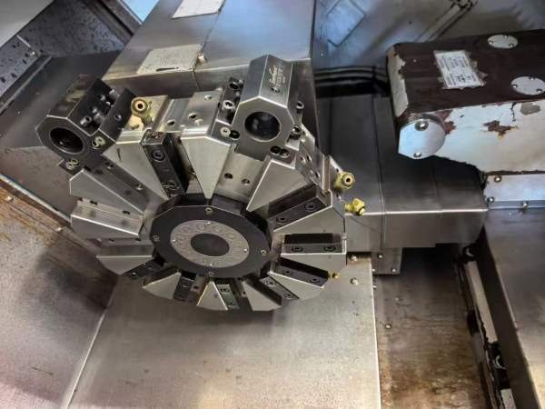 哈挺GS200 PLus数控车床同款三台主轴通孔直径:62mm 主.