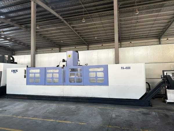 4500型材机罗威斯4500型材机，2022年出厂，BT40主轴直.