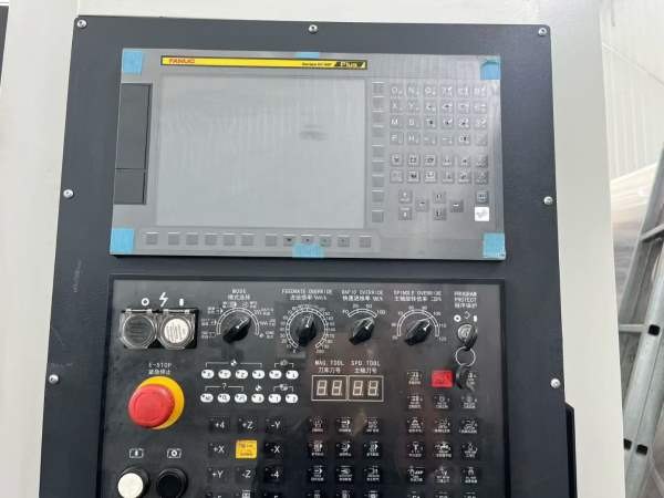 2024年准新1160BT50主轴带刀库，油冷机，链排发那科系.