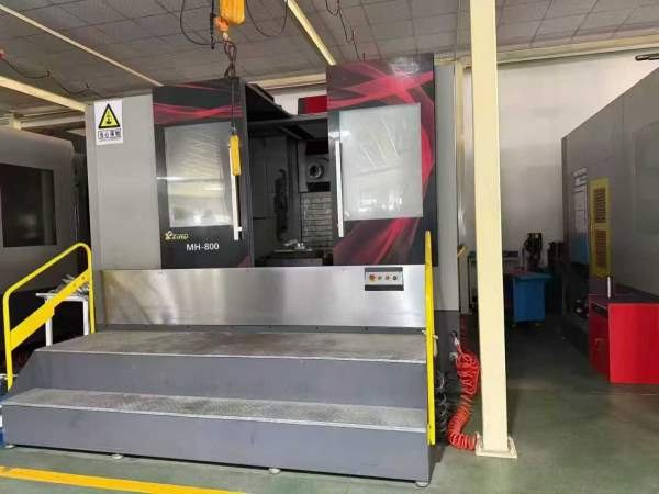 上海综欣800卧加，发那科MFplus系统，工作台800800。.