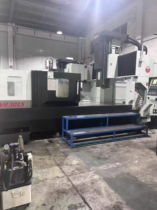 台湾亚威NVP-3015龙门工加中心，发那科MF系统、两线硬.