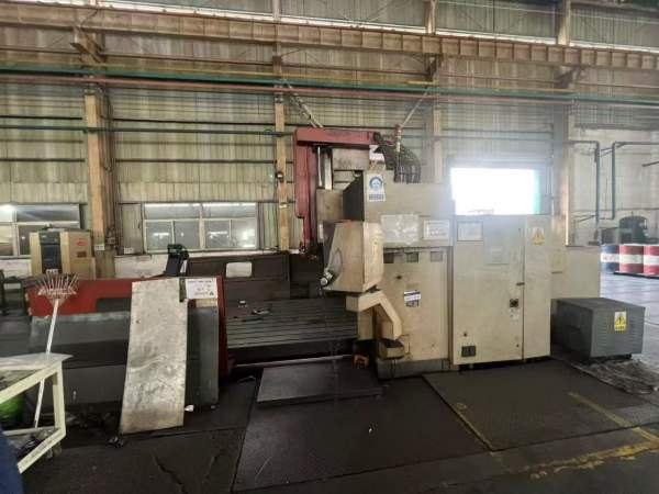 武汉工厂非常便宜刚刚买下两台同款台湾亚威3025龙门发.