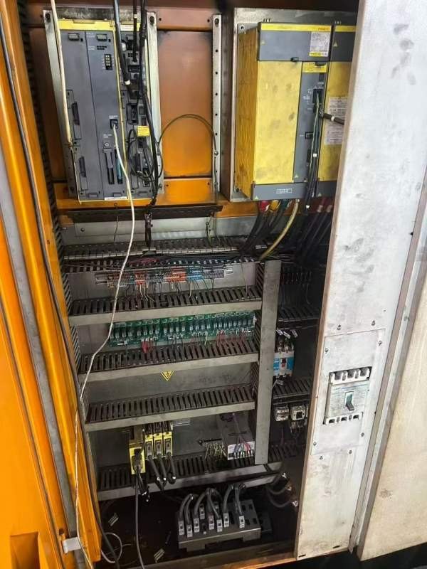 武汉工厂非常便宜刚刚买下两台同款台湾亚威3025龙门发.