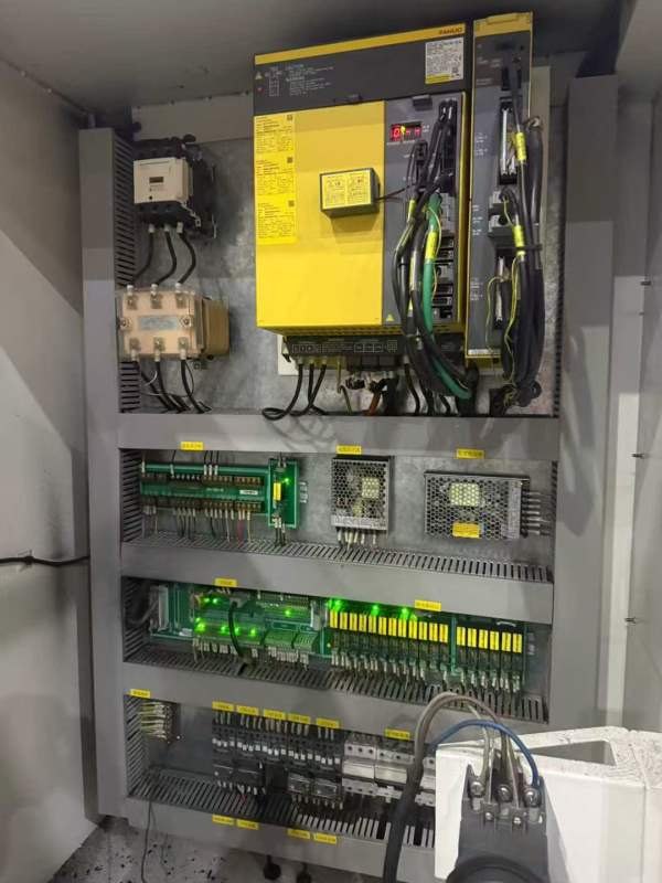 同款两台21年850两线一硬，发那科MFplus，三轴电机主.