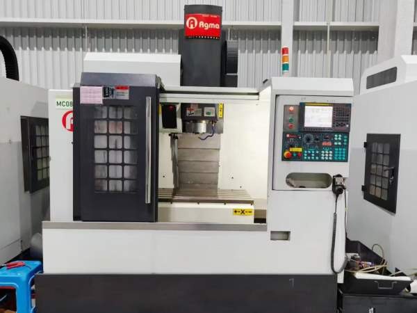 同款两台台湾艾格玛A10加工中心，台湾BT40主轴皮带800.