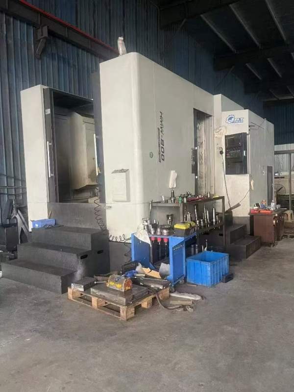 刚刚拿下一台常州玖璋龙腾产800单工位卧加、三轴行程.