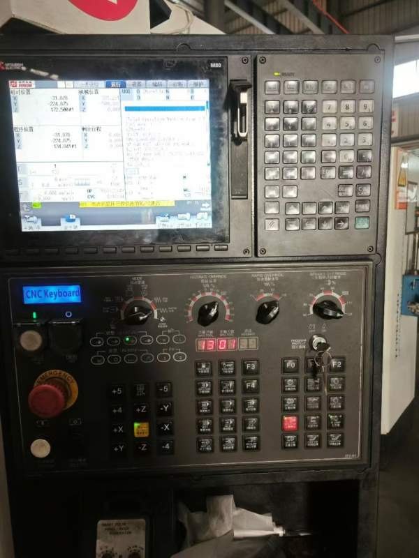 台湾拓邦850加工中心2022年 常州工厂出售三菱m80系统.