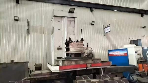 天通吉成130数控卧式铣镗床，行程1.8/1.6/1.4，全闭环.