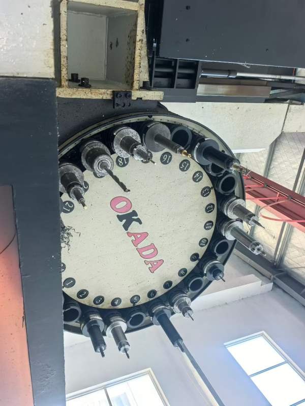 工厂在位出售南通永锠4023龙门加工中心一台，两线一硬.