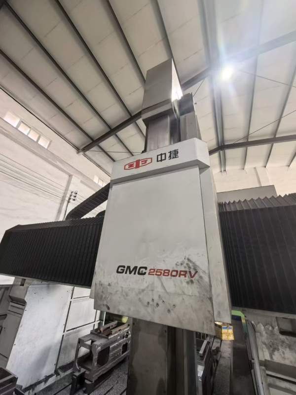 刚刚拿下沈阳2580中捷龙门加工中心 工作台2.5X8米  门.