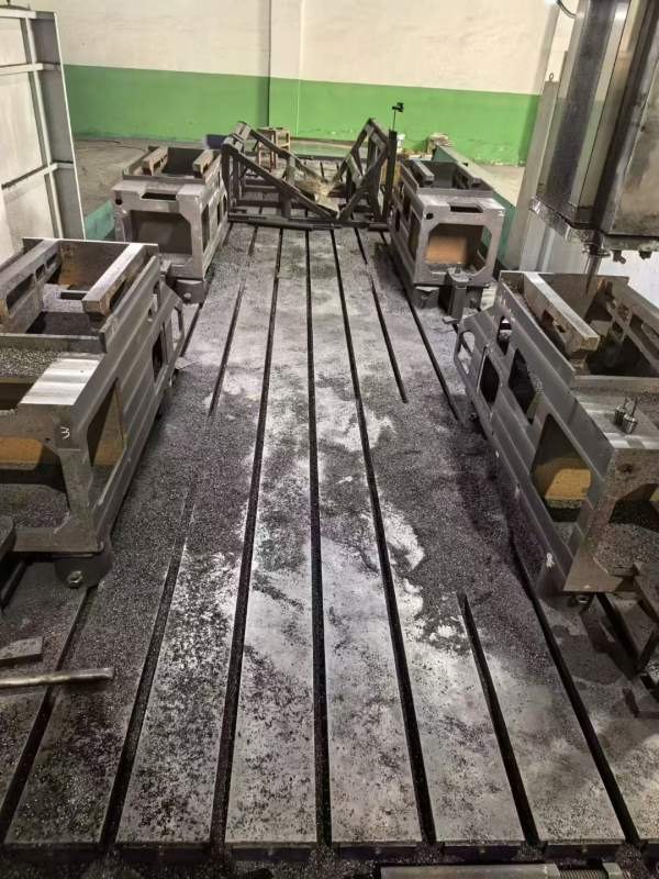 刚刚拿下沈阳2580中捷龙门加工中心 工作台2.5X8米  门.