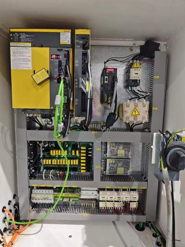 杭州惠勒LT-210数控车床，8寸卡盘主轴电机11/15KW，回.