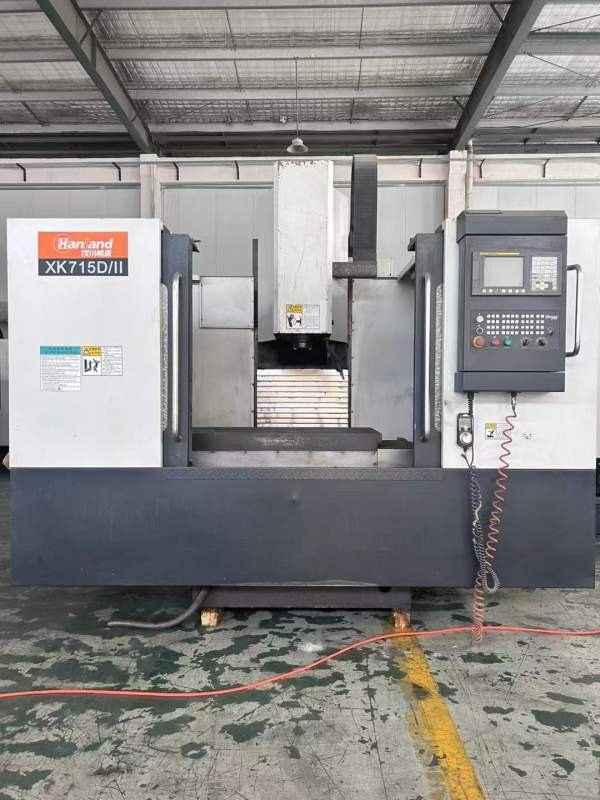 低价出售汉川715一台、法兰克MF系统一台，BT50主轴、.