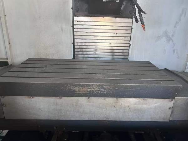 低价出售汉川715一台、法兰克MF系统一台，BT50主轴、.