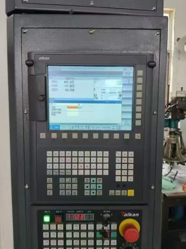 工厂在位准新2021年台群856S三线加工中心一台，系统高.