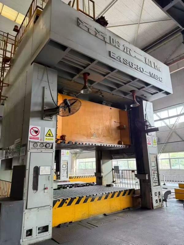 湖北工厂：齐齐哈尔四点多连杆1300-630-630-630-630T.