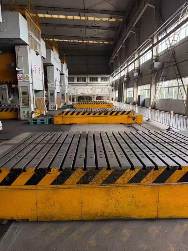 湖北工厂：齐齐哈尔四点多连杆1300-630-630-630-630T.