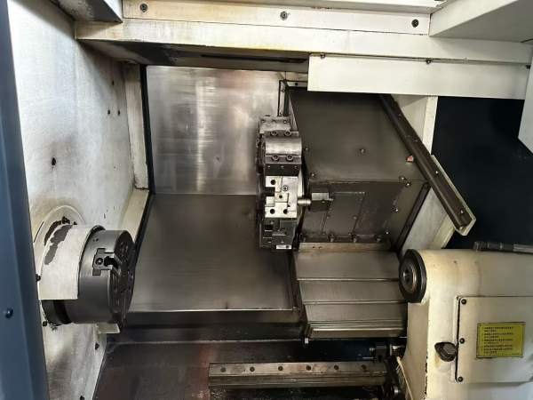 台湾程泰GLS 2000Le数控车床，配发那科Oi-TFplus，8寸.