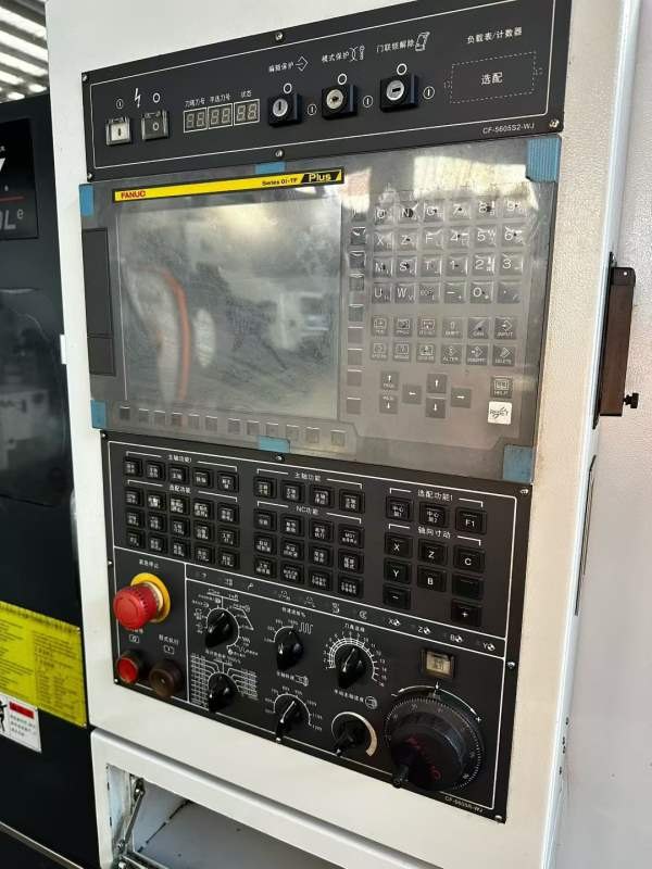 台湾程泰GLS 2000Le数控车床，配发那科Oi-TFplus，8寸.