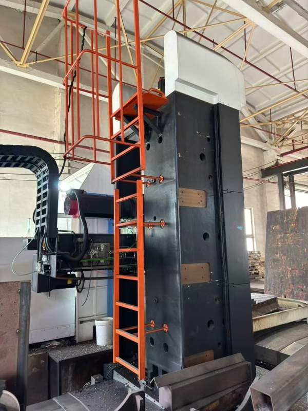 上海工厂刚刚买下纽威PM130H加重款 数控刨台镗床，5轴.