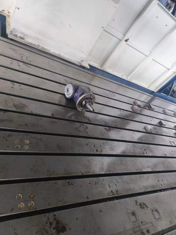 能直接定的联系京元登7028龙门，工作台2.4米7米，门宽.