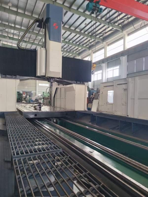 能直接定的联系京元登7028龙门，工作台2.4米7米，门宽.