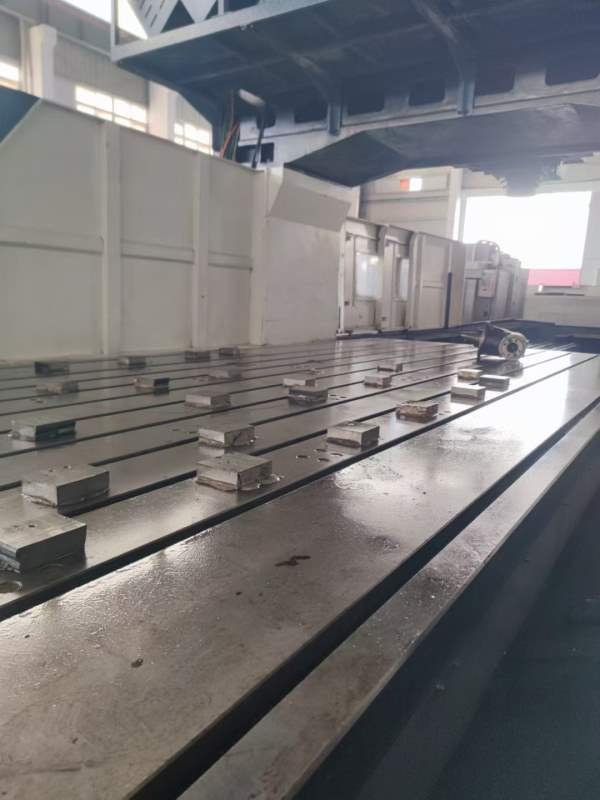 能直接定的联系京元登7028龙门，工作台2.4米7米，门宽.